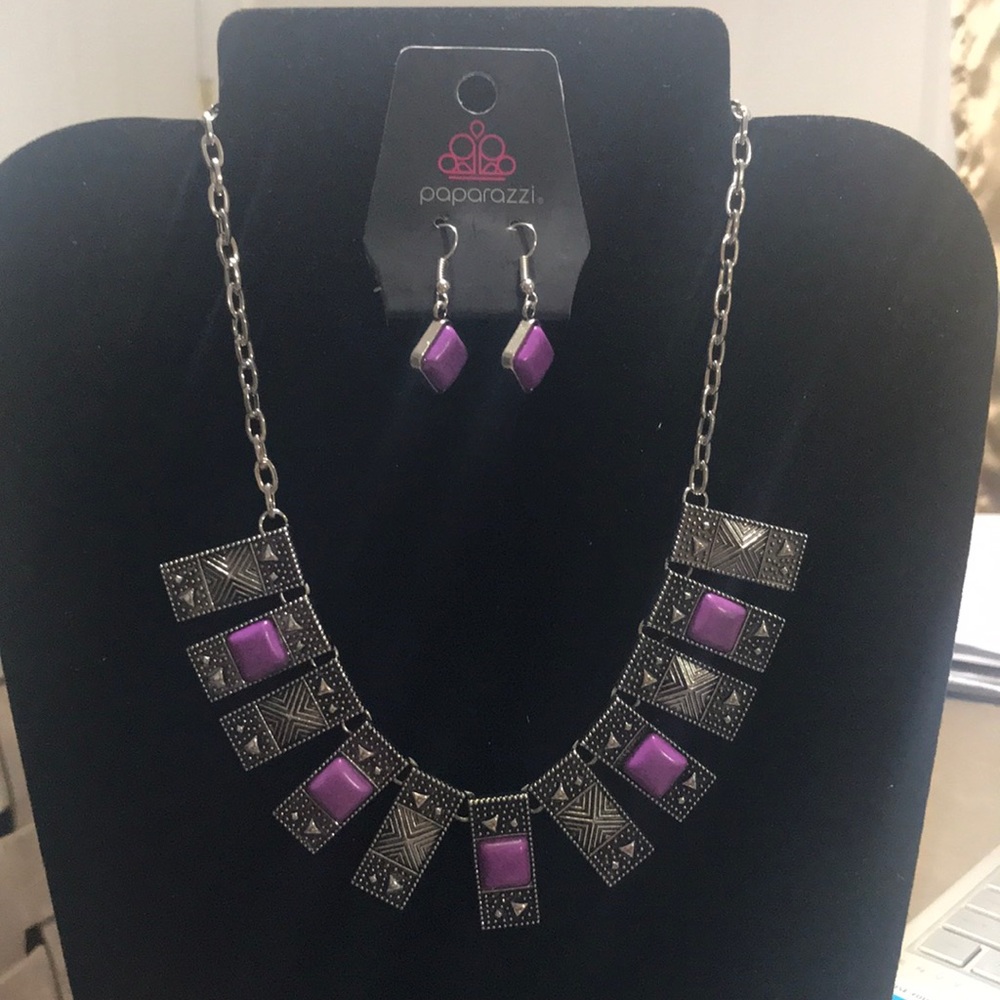 Purple necklace/earring set!